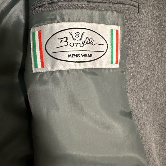 Elegant Charcoal Men's Blazer - Picture 2 of 4